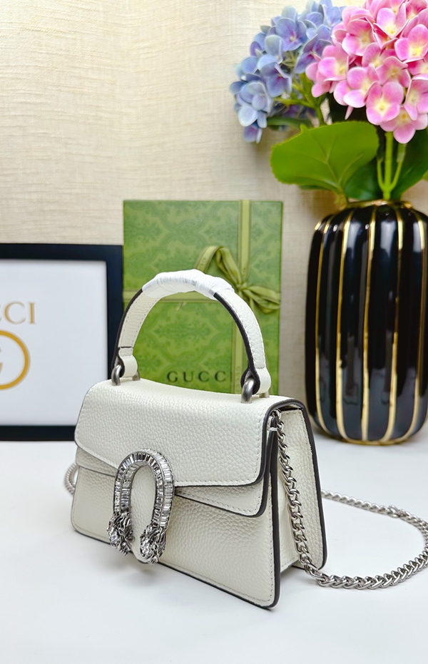 激安グッチバッグコピー側面デザイン